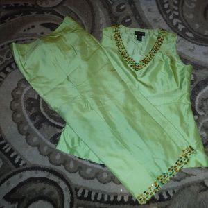 🦋3 for $15 🦋very nice metro style pannts suit 16